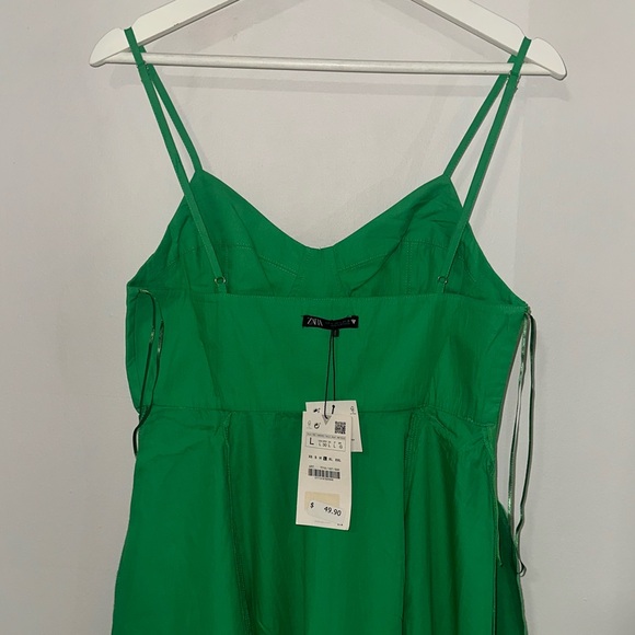 Zara - Vibrant Green Maxi Poplin Dress with Structured Corset Top and Pockets - Picture 15 of 15